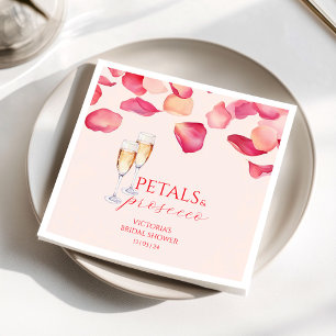 Serviette En Papier Douces Pétales Roses et Douche de Mariée au Prosec