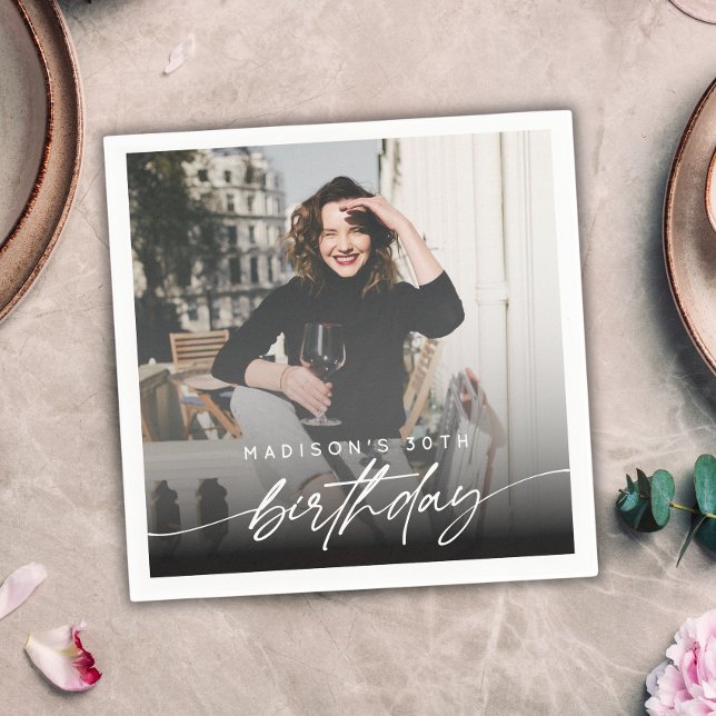 Serviette En Papier Élégant minimal fête d'anniversaire photo Script m (Créateur téléchargé)