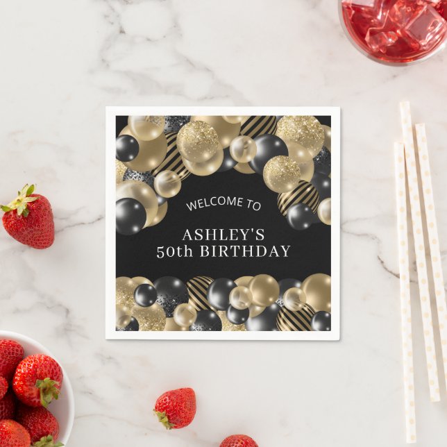 Serviette En Papier Elégante Black Gold 50th Birthday Party (En situation)