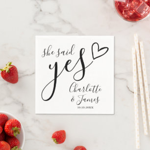 Serviette En Papier Elle a Dit Oui Fête de Fiançailles Cœur d'Amour