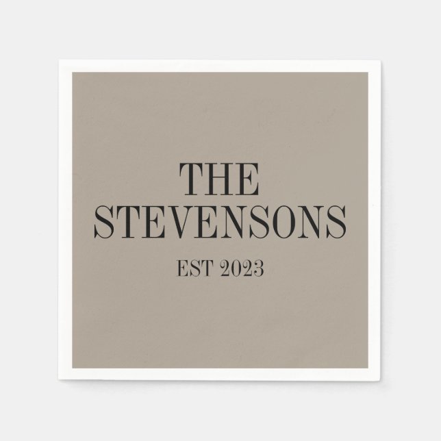 Serviette En Papier Famille Classique élégant Nom Est Date Taupe (Devant)