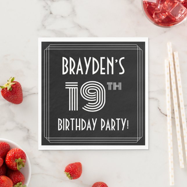 Serviette En Papier Fête du 19e anniversaire : Style Art Déco + Nom pe (En situation)
