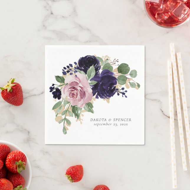 Serviette En Papier Fleurs luxuriantes | Bouquet pourpre et rose (En situation)