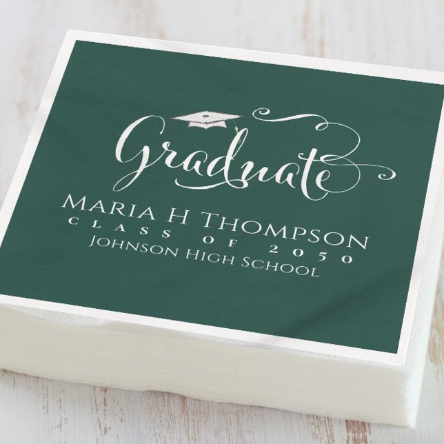 Serviette En Papier Graduation Moderne Mortarboard Script Vert foncé (Créateur téléchargé)