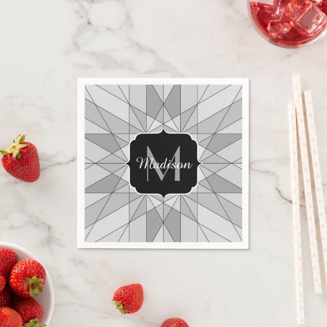 Serviette En Papier Gris noir Mosaïque Triangle Motif Monogramme (En situation)