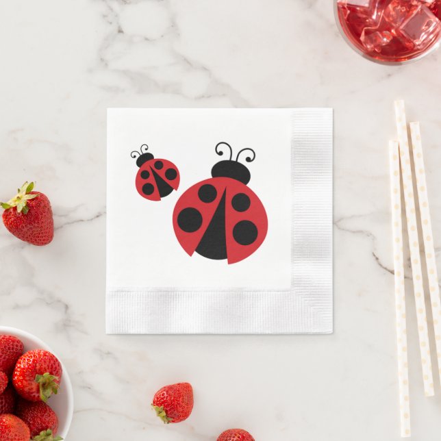 Serviette En Papier Ladybug Baby shower ou fête d'anniversaire (En situation)