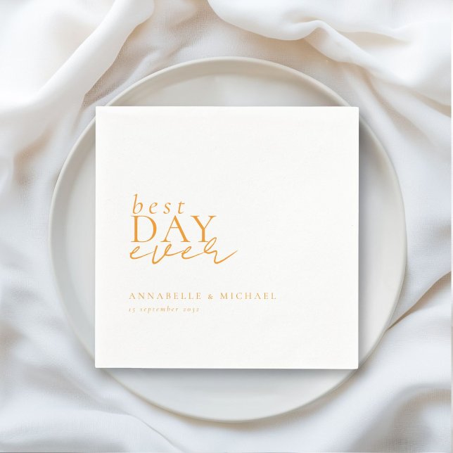 Serviette En Papier LE MEILLEUR JOUR JAMAIS ! Moderne, minimaliste, bl (BEST DAY EVER! Modern, Minimal, White-Orange, Wedding Napkins with your name and date.)