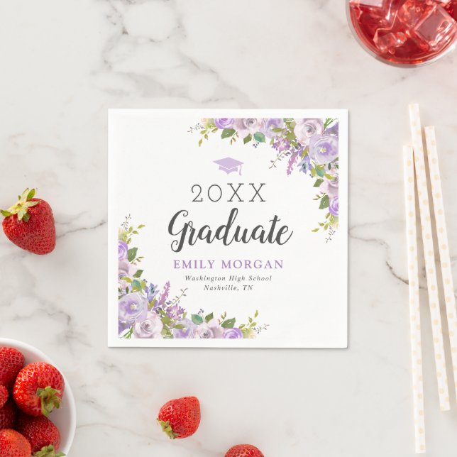 Serviette En Papier Lilac Floral Parti de graduation personnalisée (En situation)