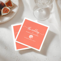 Mariage de plage aux coquillages corail et blanc