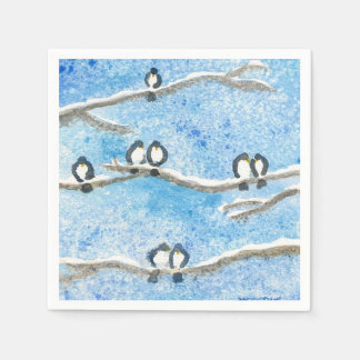 Serviette En Papier Mésange sur des branches d'arbre dans la neige hiv