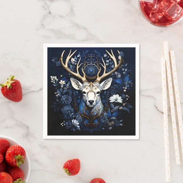 Serviette En Papier Midnight Celestial Floral Gothic Deer  (En situation)