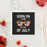 Né Sur Les Lunettes De Soleil D'Anniversaire 4 jui