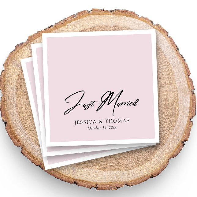 Serviette En Papier Personnalisé Juste marié main lettré sur mariage b (Personalized Just Married napkins with the couple's names and wedding date.)