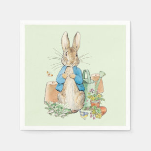 Serviette En Papier Pierre le lapin dans son jardin