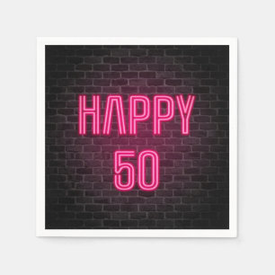 Serviette En Papier Pink 50th Birthday néon signe sur mur en brique