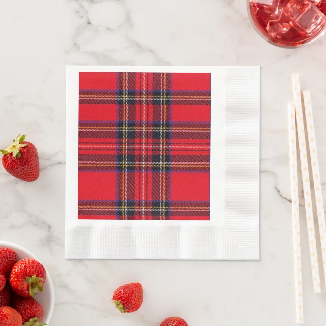 Serviette En Papier Royal Stewart tartan rouge noir plaid (En situation)