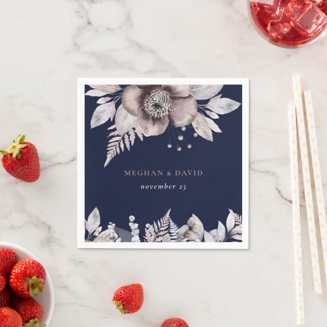 Serviette En Papier Rustique Marine Mauve Floral Mariage Botanique (En situation)