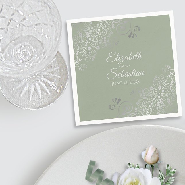 Serviette En Papier Sage Green & Silver Frills Mariage élégant (In Situ on Table)