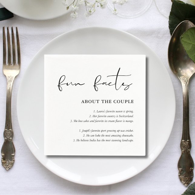 Serviette En Papier Script personnalisé noir blanc Mariage faits amusa (Créateur téléchargé)