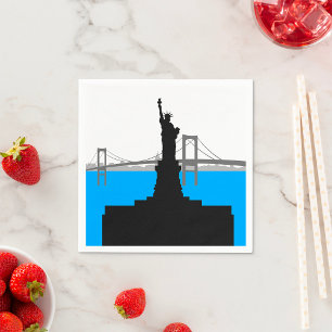 Serviette En Papier Silhouette de la Statue de la Liberté sur la skyli