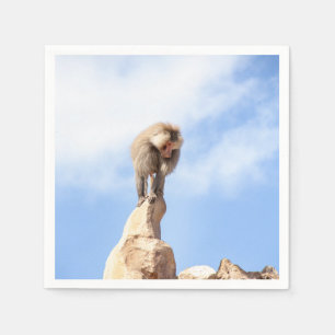 Serviette En Papier Singe babouin au sommet d'une montagne