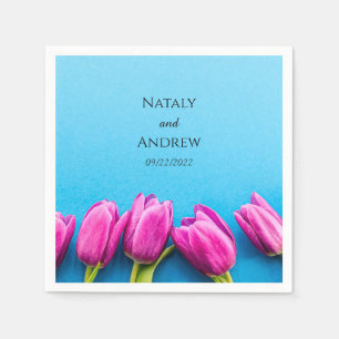 Serviette En Papier Tulipes roses sur un arrière - plan bleu