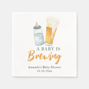 Serviette En Papier Un bébé prépare une bière en bouteille Baby shower