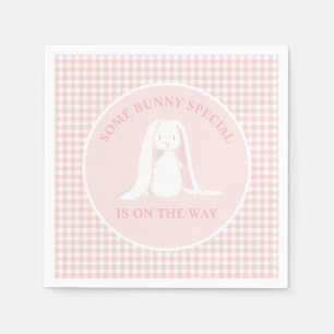Serviette En Papier Un Bunny Special est en route pour le Baby shower