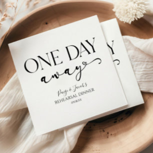 Serviette En Papier Un Jour De Dîner De Répétition De Mariages Minimal