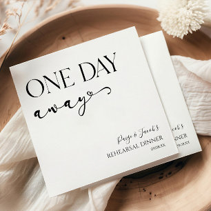 Serviette En Papier Un Jour De Dîner De Répétition De Mariages Minimal