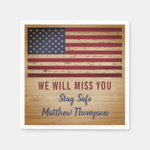 Serviette En Papier Un soldat militaire quitte le drapeau américain du