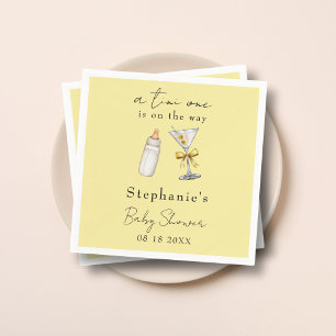 Serviette En Papier Un Tini Sur Le Chemin Baby shower Martini Jaune