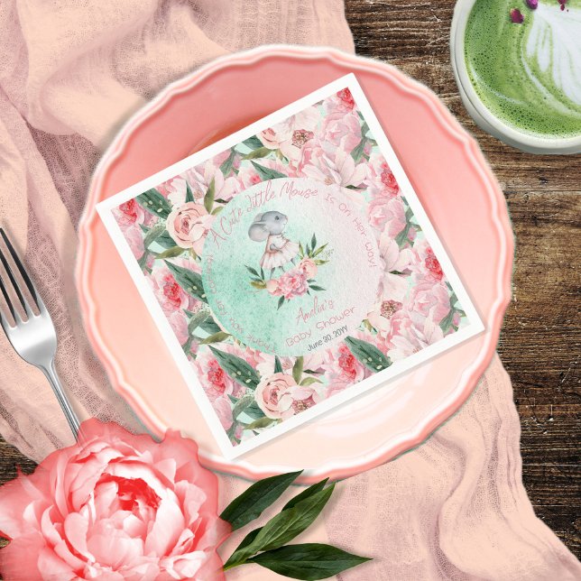 Serviette En Papier Une Mignonne Petite Souris Est En Chemin Fille Bab (Créateur téléchargé)