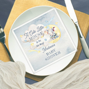 Serviette En Papier Une Mignonne Petite Souris Se Trouve En Chemin Du