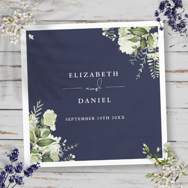 Serviette En Papier Vert Floral Élégant Mariage bleu marine (Greenery Floral Elegant Navy Blue Wedding Napkins)
