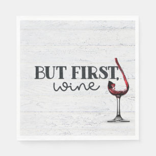 Serviette En Papier Vin Rouge Parlé Sur Bois Blanchi