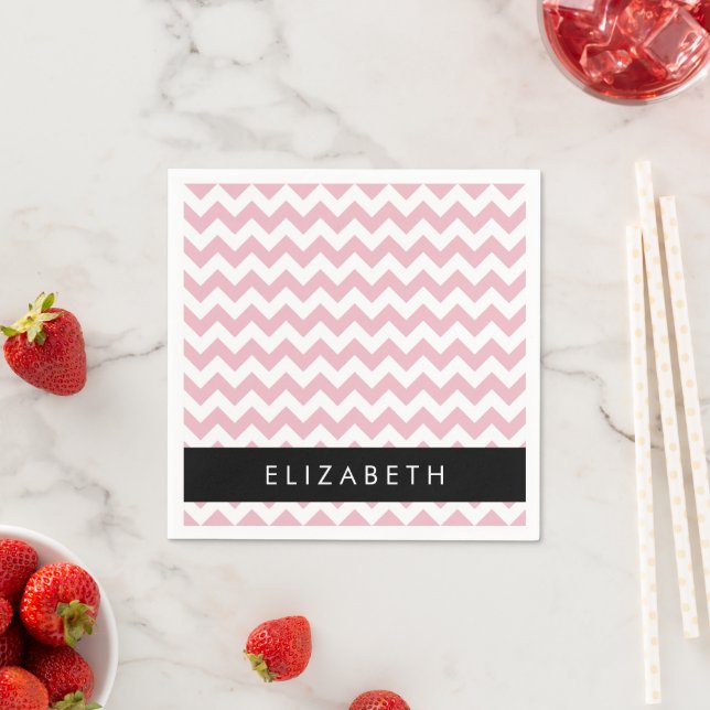 Serviette En Papier Zigzag Rose, Chevron Rose, Motif Vague, Votre Nom (En situation)