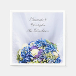 Serviette Jetable Fleurs bleues et blanches et robe mariage