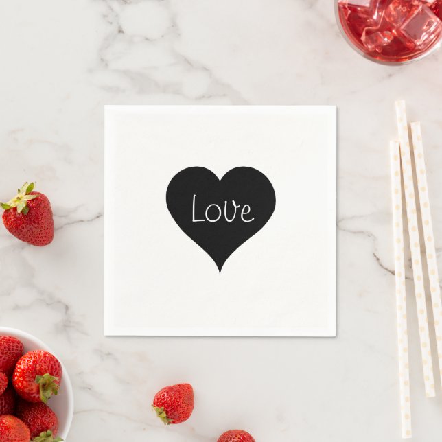SERVIETTE JETABLE IMPRIMER LE COEUR D'AMOUR NOIR ET BLANC (En situation)