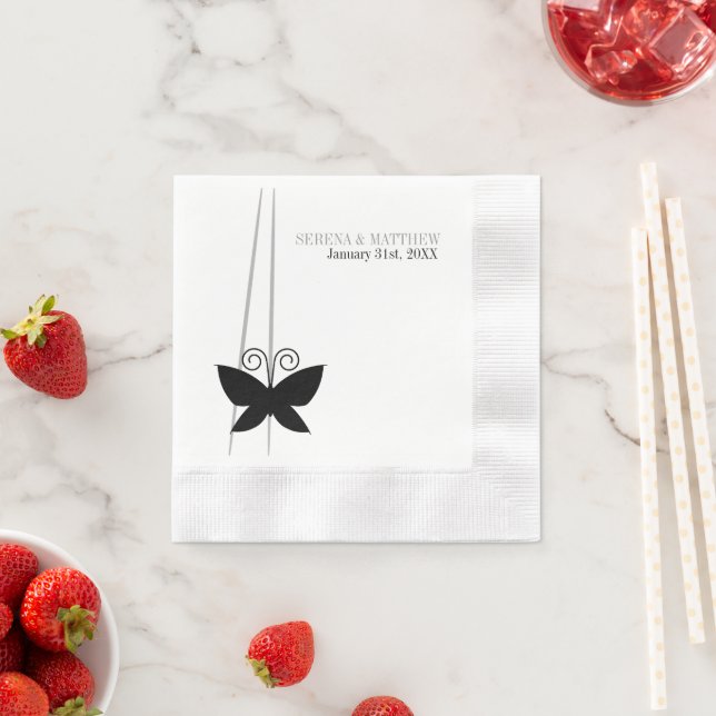 Serviette Jetable Papillon noir (En situation)