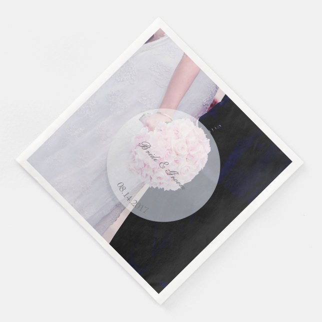 Serviette Jetable Robe de mariée blanche avec Mariage Rose (Coin)