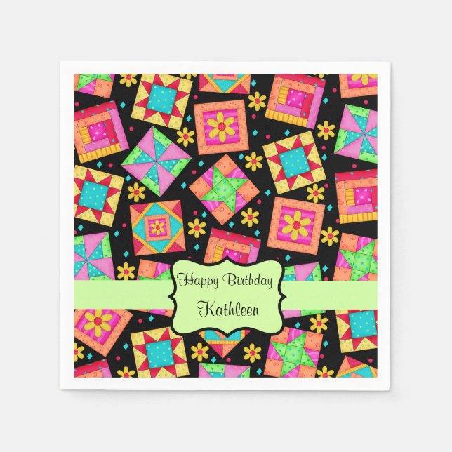 Serviettes Jetables Patchwork noir Quilt Nom du bloc Joyeux anniversai (Devant)