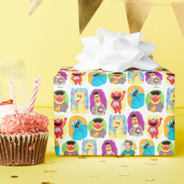 Sesame Street Character Fun & Colourful Pattern Wrapping Paper (Birthday Party)