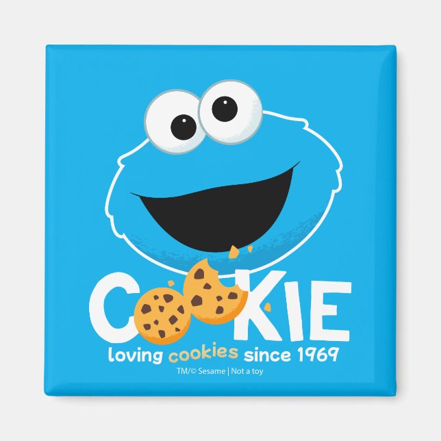 Sesame Street | Cookie Monster Loving Cookies Magnet (Front)
