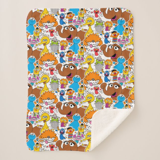 Sesame Street Pals Doodley Pattern Sherpa Blanket (Front)