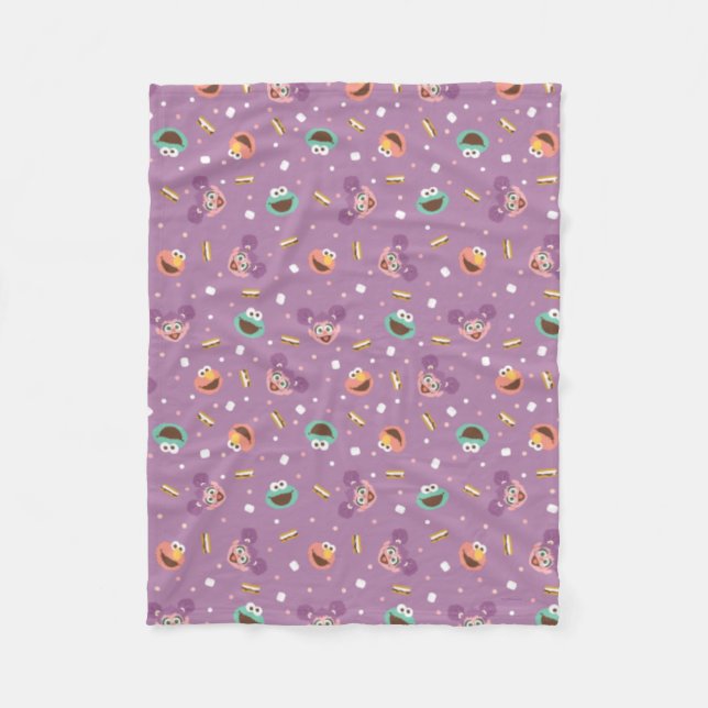 Sesame Street | S'mores Pattern Fleece Blanket (Front)