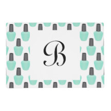 Monogramme polonais à ongles