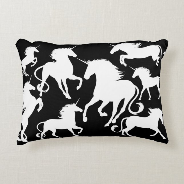 set of unicorns decorative pillow (Front)