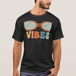 Seventh Grade Vibes 7th Grade Students Parents Tea T-Shirt