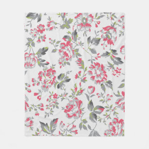 Shabby Chic Floral Roses Pattern Fleece Blanket